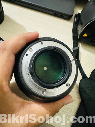 Nikon 85mm f 1.8
